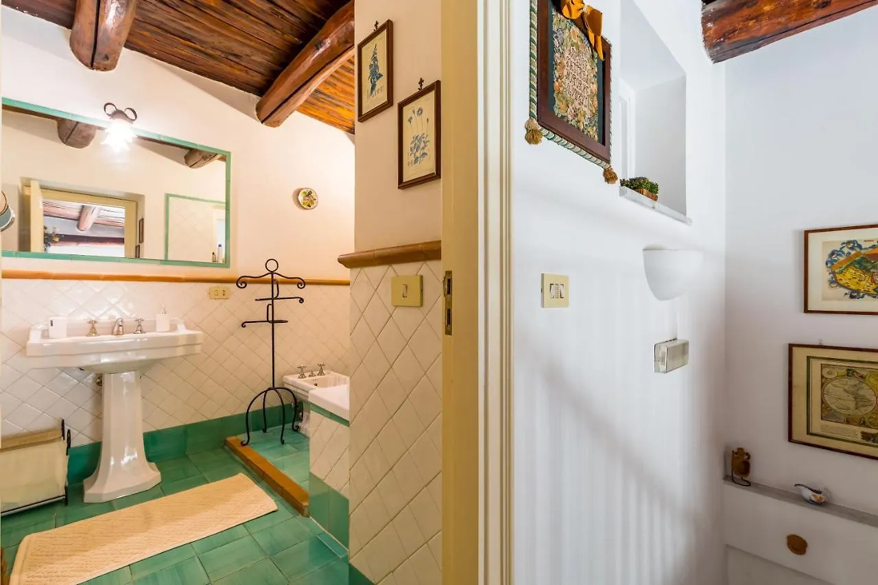 Residenza Capano Charming House By Napoliapartments Italy