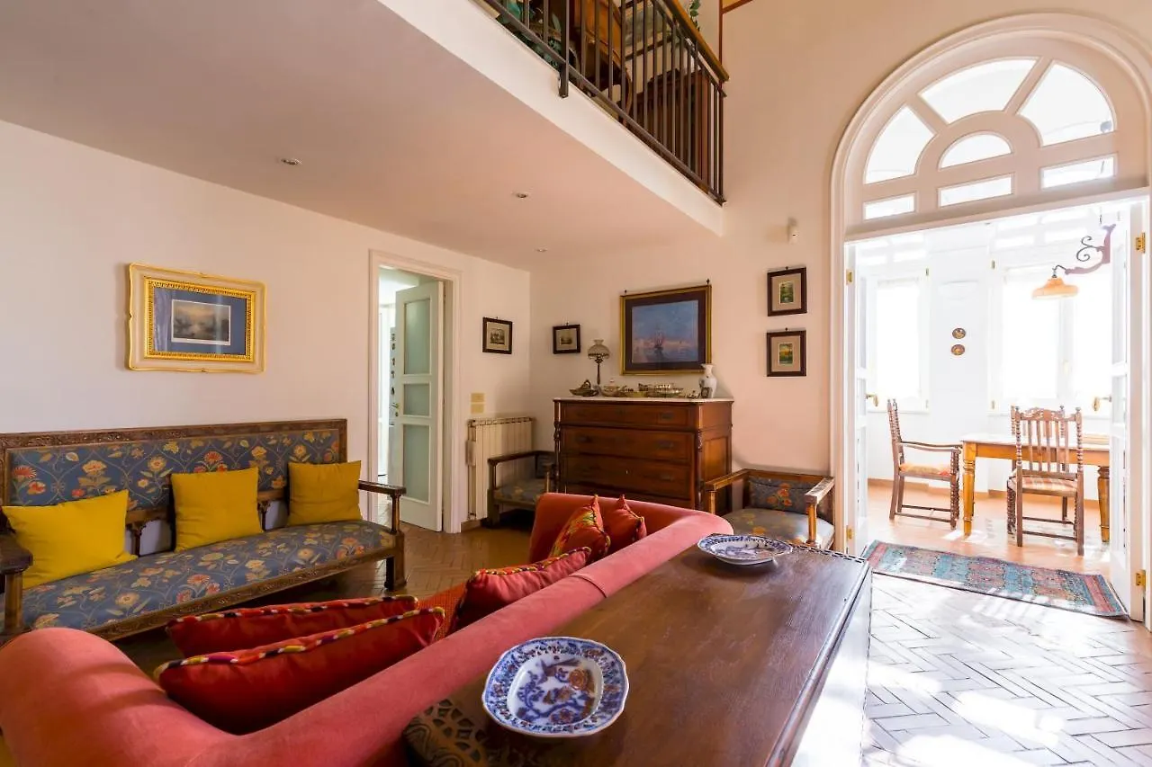 Apartment Residenza Capano Charming House By Napoliapartments