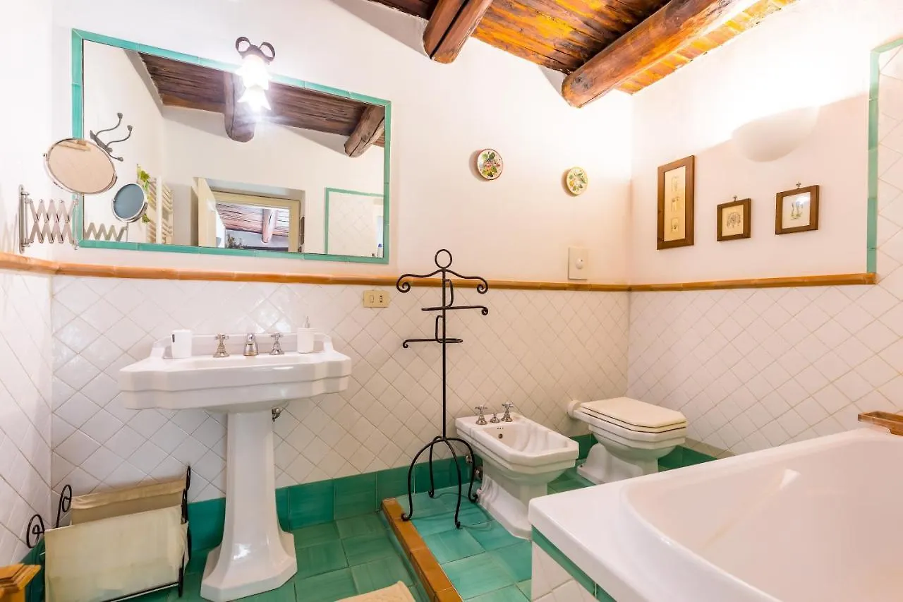 Apartment Residenza Capano Charming House By Napoliapartments