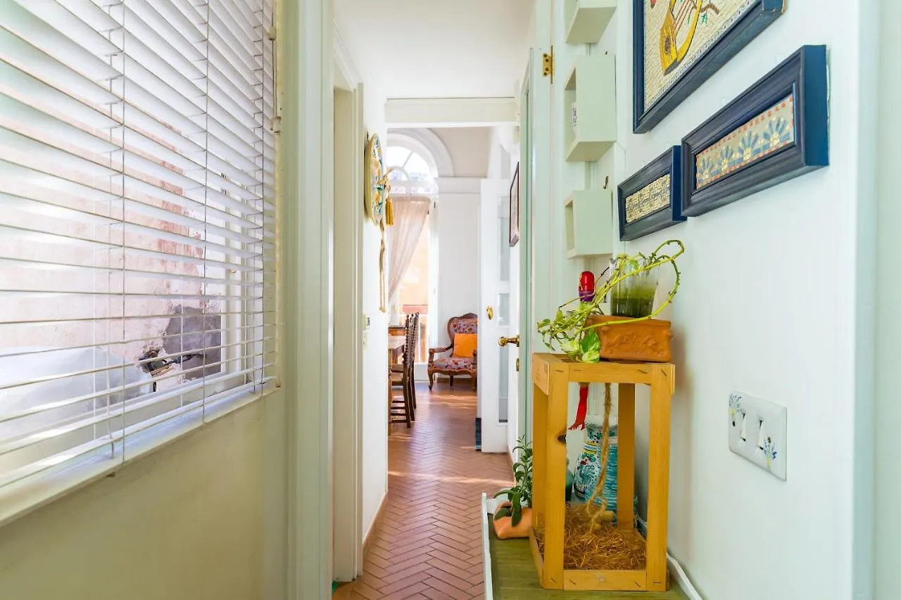 Residenza Capano Charming House By Napoliapartments Naples