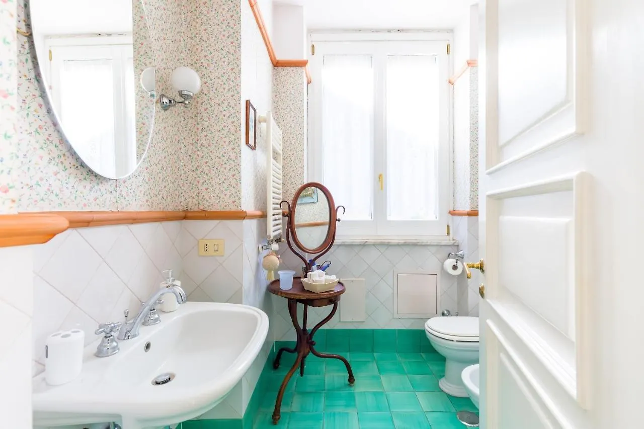Residenza Capano Charming House By Napoliapartments 0*, Naples Italy