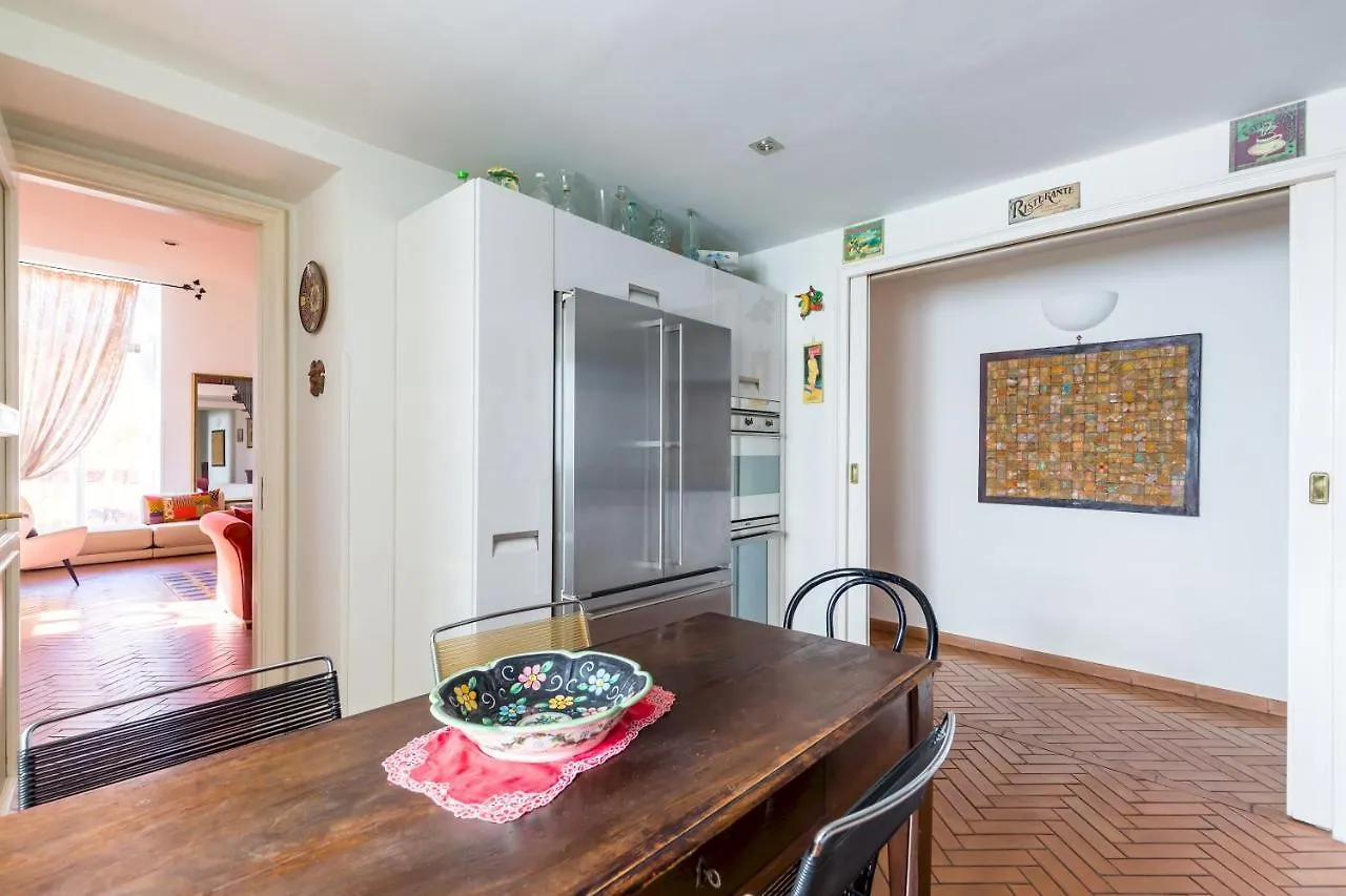 Apartment Residenza Capano Charming House By Napoliapartments